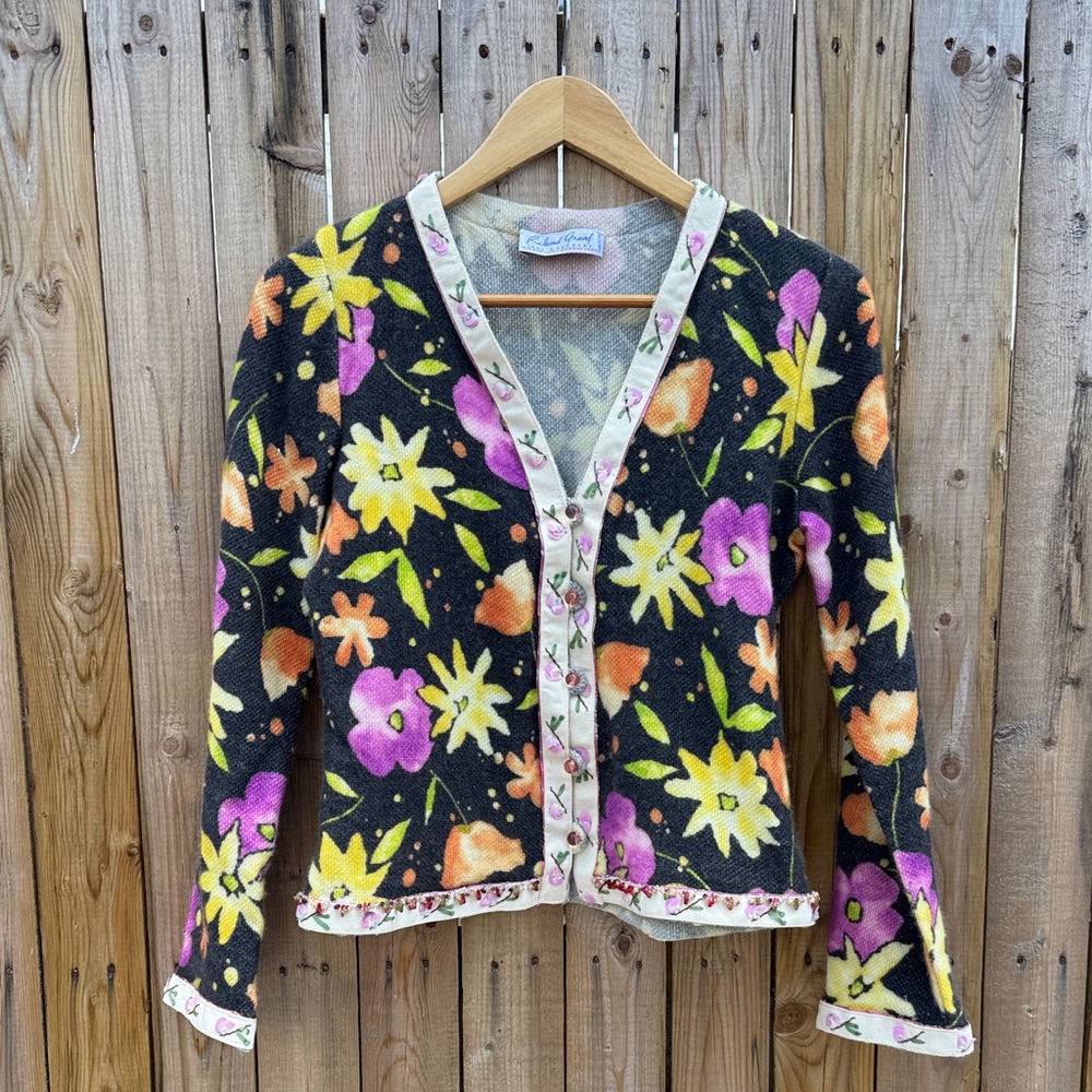 Vintage Floral V-Neck Cardigan Jacket - Black with Yellow & Pink Flowers